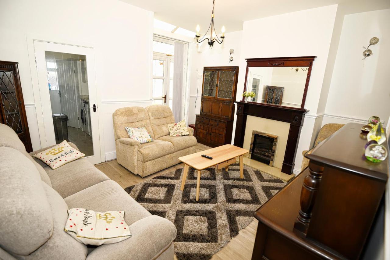 Ferienwohnung White House Manchester Exterior foto