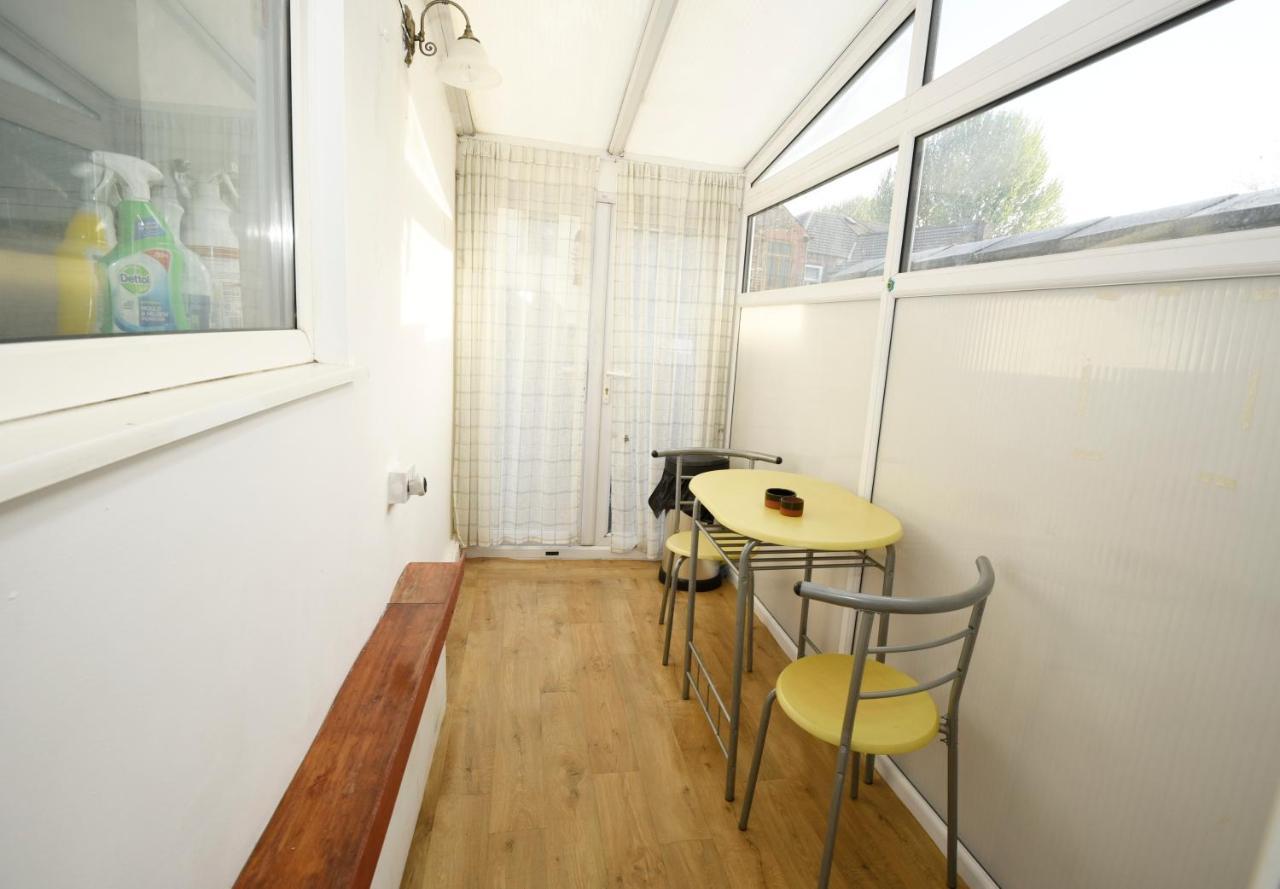 Ferienwohnung White House Manchester Exterior foto