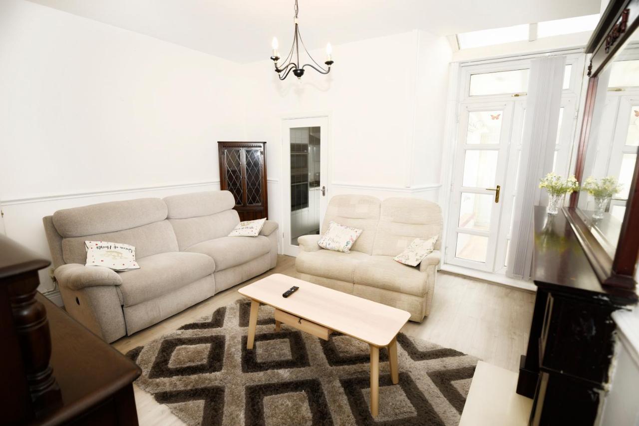 Ferienwohnung White House Manchester Exterior foto